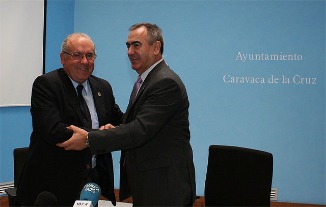 El delegado del Gobierno transmite al alcalde de Caravaca su apoyo para trabajar de forma conjunta por el próximo Año Jubilar 2010 - 1, Foto 1