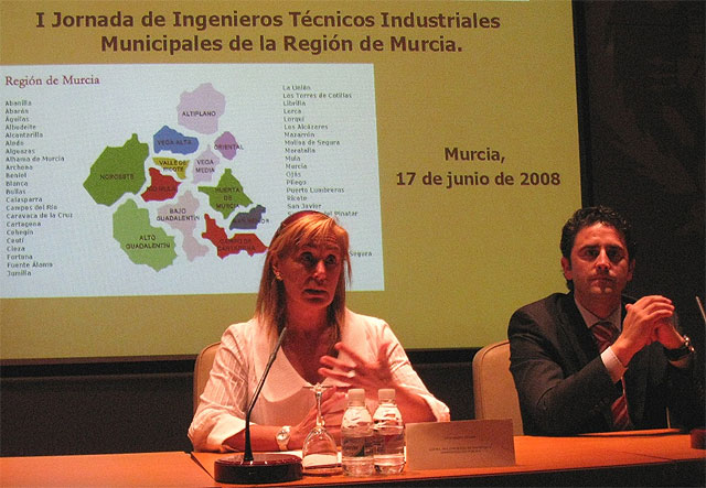 La consejera de Hacienda apuesta por potenciar la gestión telemática de trámites administrativos - 1, Foto 1
