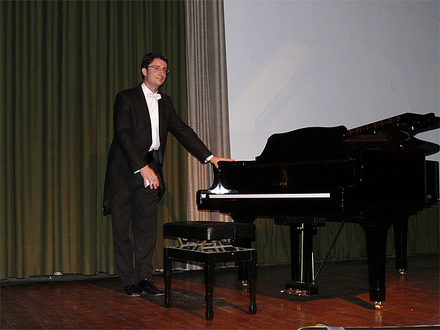 Cerca de doscientas personas asistieron a la presentación del libro y el DVD ‘Julián Santos, 100 Años de Música’ - 3, Foto 3