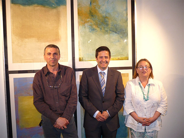 El Mubam acoge una exposición de Enrique Castañer en la que analiza la luz a través de 45 cuadros - 1, Foto 1