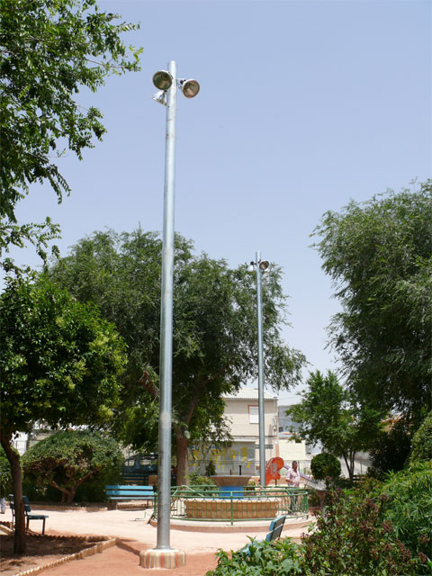 Nueva iluminación en el jardín Don Juan Paco Baeza en el Cuarto Distrito - 2, Foto 2