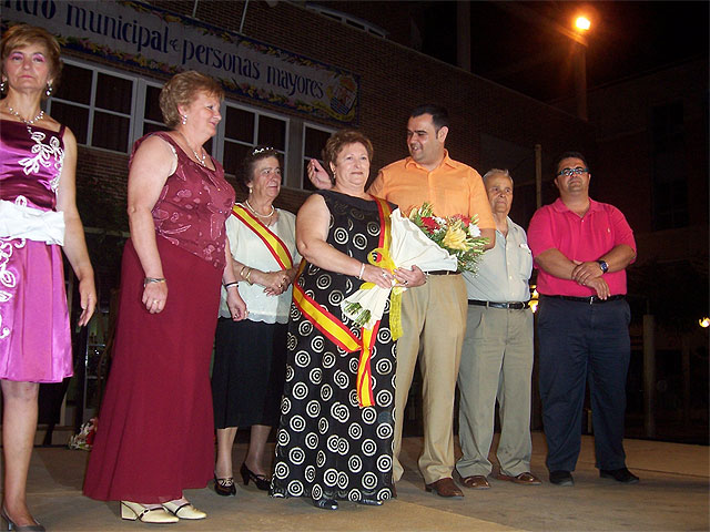 Coronación de la Reina de las Fiestas del Centro Municipal de las Personas Mayores 08 - 1, Foto 1