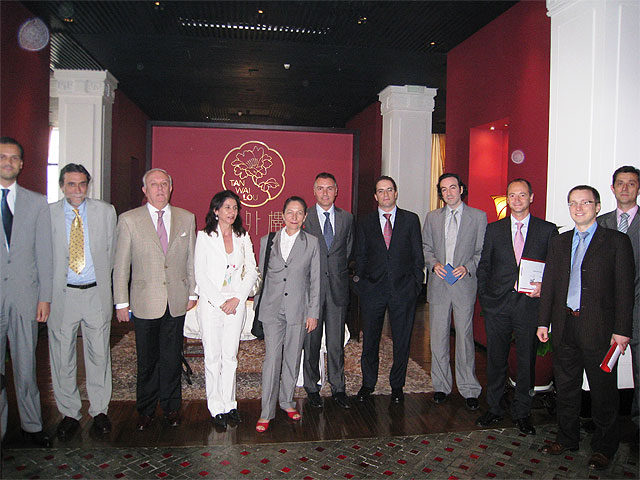 Inmaculada García: “Las autoridades chinas están interesadas por las oportunidades de negocio que ofrece la Región” - 2, Foto 2