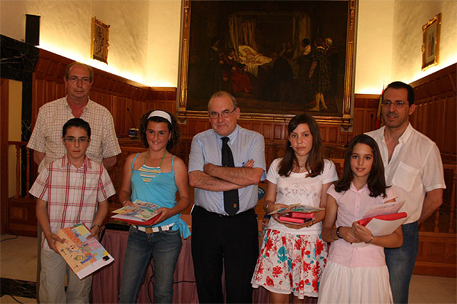 La entrega de premios de un concurso de dibujo pone fin a la campaña de prevención de riesgos ‘Crece en seguridad’ - 1, Foto 1