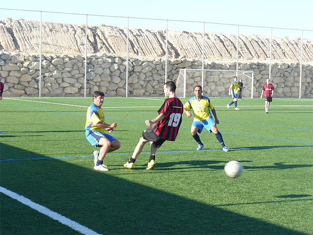 Equipment Appliances and pachucos Migas, finalists in the amateur football cup "Play Fair", Foto 3