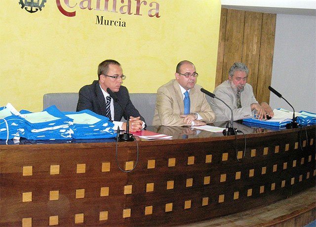 Benito Mercader anima a los municipios costeros para que sigan trabajando en la sostenibilidad de sus playas - 2, Foto 2