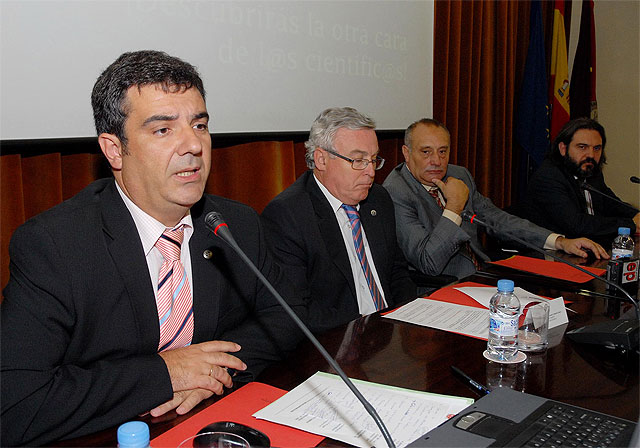 La Universidad de Murcia representará a España en la Noche de los Investigadores - 2, Foto 2