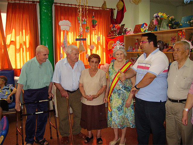 El rey y la reina del Servicio de Estancias Diurnas son coronados - 2, Foto 2