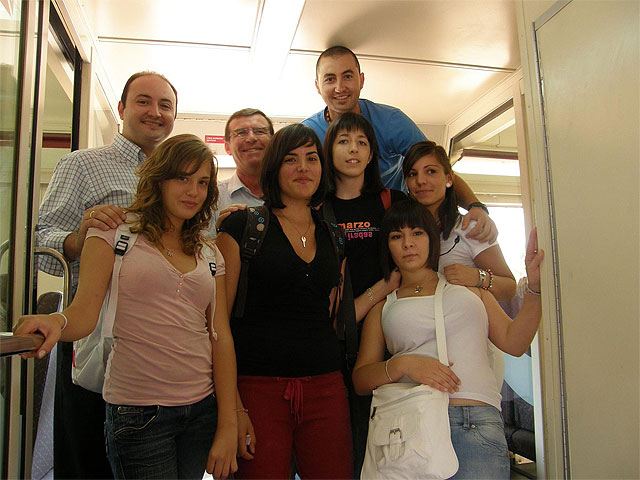 Montiel y Ruiz Montalván se despiden de los jóvenes lorquinos que han salido de intercambio a Córdoba - 1, Foto 1