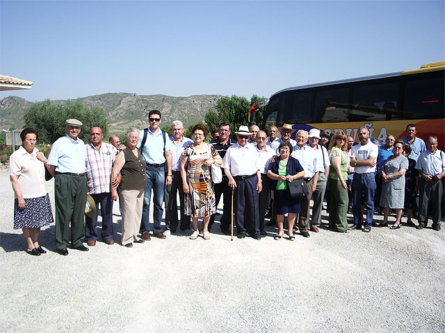 Varios agricultores viajan a las bodegas de Casa de la Ermita - 2, Foto 2