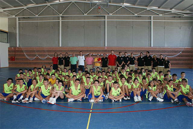 Autoridades municipales se reúnen con los alumnos del III Campus de perfeccionamiento y tecnificación Felipe Coello y Quini García celebrado en Puerto Lumbreras - 1, Foto 1