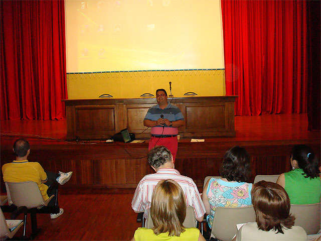 Bienestar Social y Participación Ciudadana organizan una jornada de formacion interna - 1, Foto 1