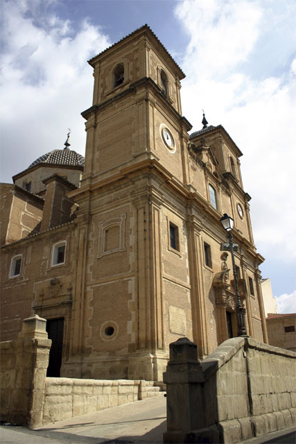 Aprobadas las bases del concurso de ideas para la rehabilitación del espacio público de la Iglesia de El Salvador - 1, Foto 1