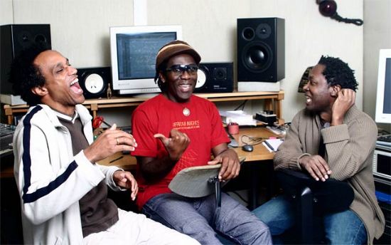 Richard Bona, Lokua Kanza y Gerald Toto mostraran su música basada en la improvisación en el festival La Mar de Músicas de Cartagena - 1, Foto 1