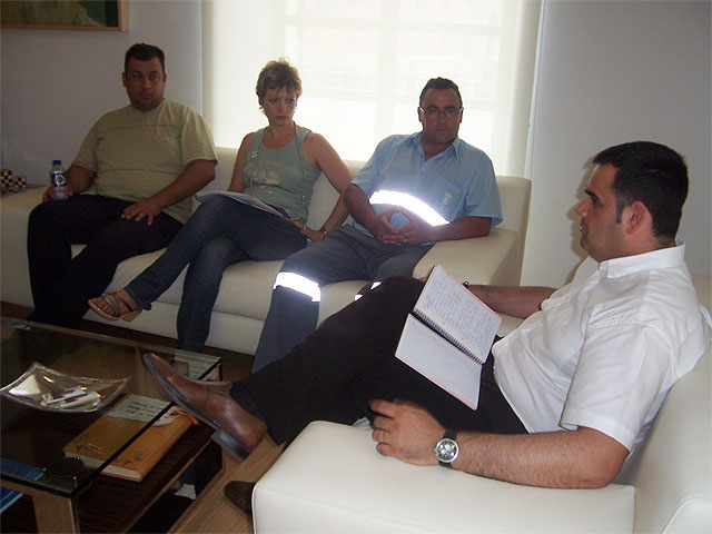 The mayor ended the round of talks with the unions of the City Council, Foto 2