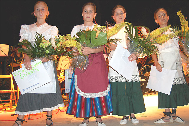 Ya se conoce el nombre de las Vendimiadoras Mayores e Infantiles que representarán a la federación de peñas - 1, Foto 1