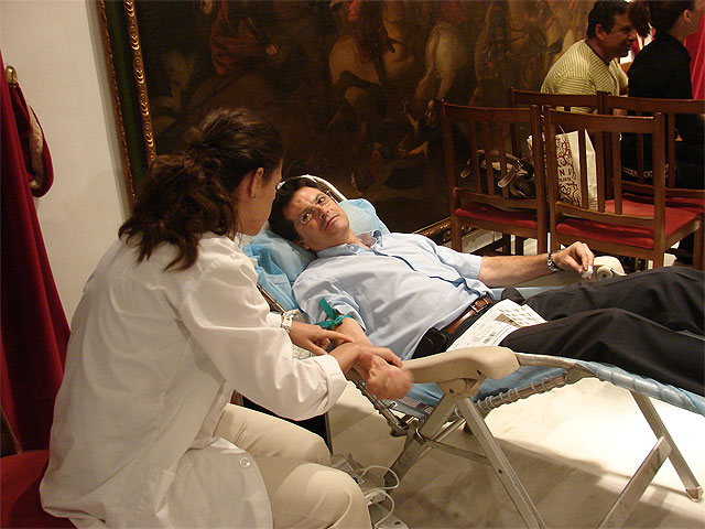 El alcalde de Lorca realiza una donación de sangre  en el Ayuntamiento - 1, Foto 1