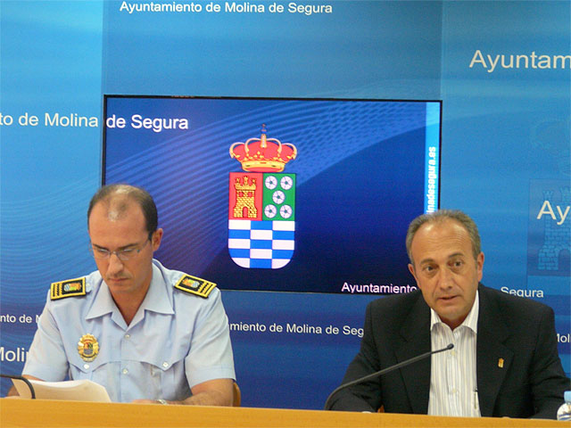 La plantilla de la Policía Local se incrementó en 21 agentes durante el año 2007, y con las nuevas incorporaciones se ha llegado a los 120 efectivos - 1, Foto 1