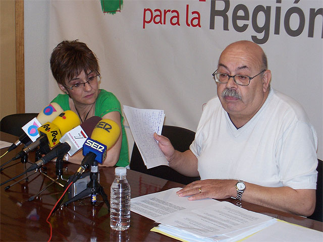 Herguedas (IU) denuncia que el ayuntamiento cedió 20.000 m2 de suelo de El Palmar a usos privados - 1, Foto 1