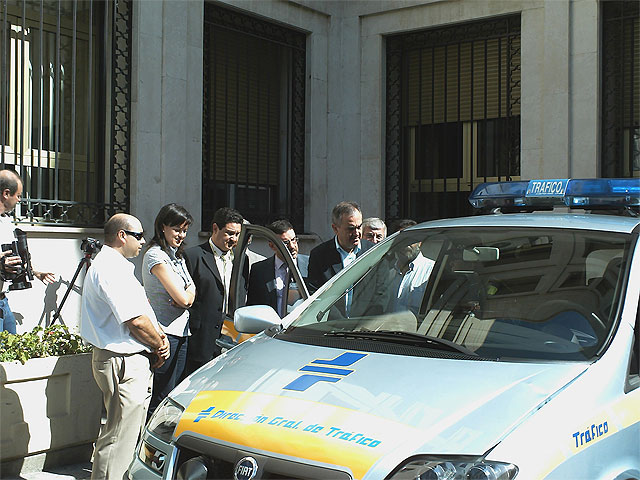 González Tovar entrega dos radares móviles a ayuntamientos de la Región - 2, Foto 2