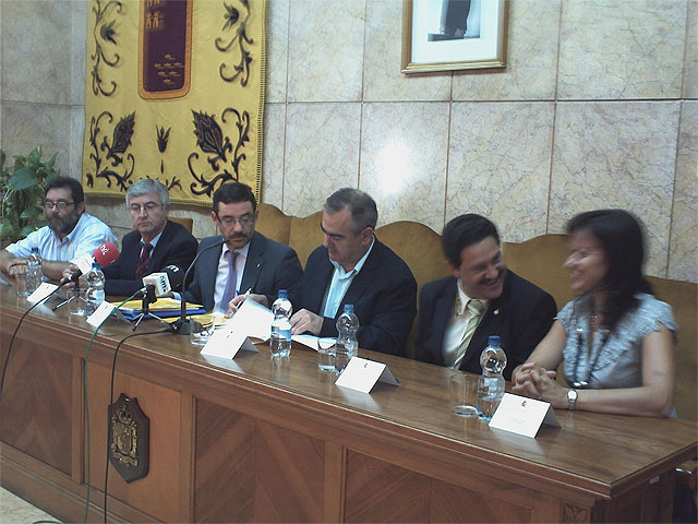 González Tovar entrega dos radares móviles a ayuntamientos de la Región - 3, Foto 3
