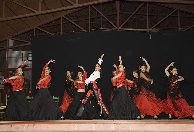 Fin de semana festivo en el Barrio de Los Limoneros - 2, Foto 2