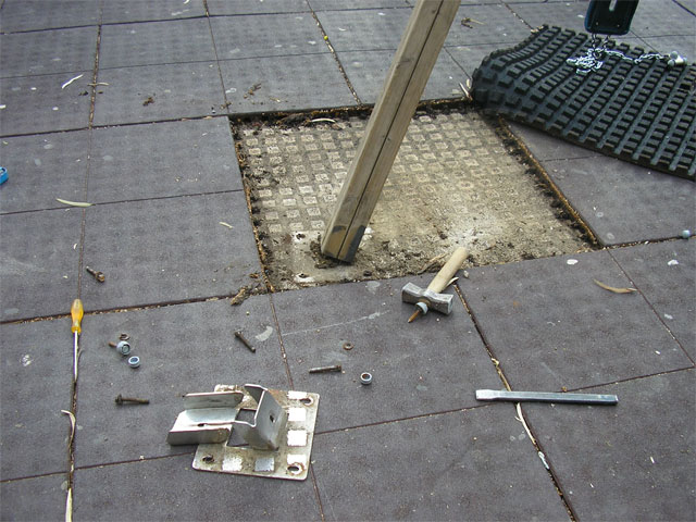 Se arregla juego infantil del parque la Cubana - 5, Foto 5