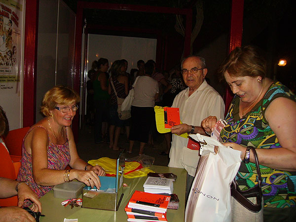 Repartirán más de 1.000 almohadillas para acomodar a los vecinos en la Semana del Teatro - 2, Foto 2