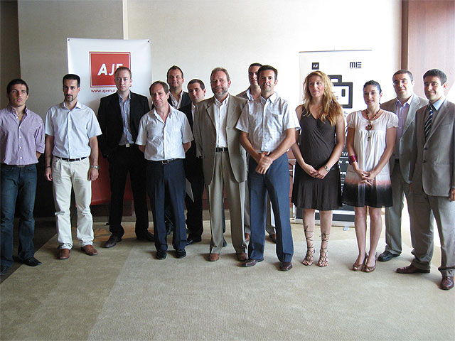 Presentación del estudio 'Oportunidades empresariales y de empleo para jóvenes' - 1, Foto 1