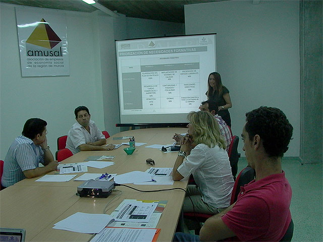 Las pymes valoran la importancia de elaborar planes estratégicos y crear planes agrupados de formación - 1, Foto 1