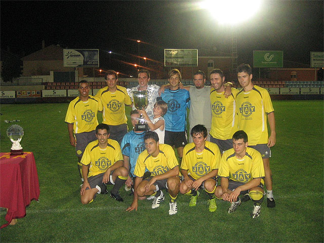 ‘Pinturas Jay-Inmobiliaria Bolmar’, campeón de fútbol 7 Memorial Salvador Ortiz - 2, Foto 2
