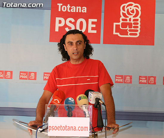 The socialist council says Martinez Usero "Valverde declared as a defendant in the case Totem on 29 July", Foto 1