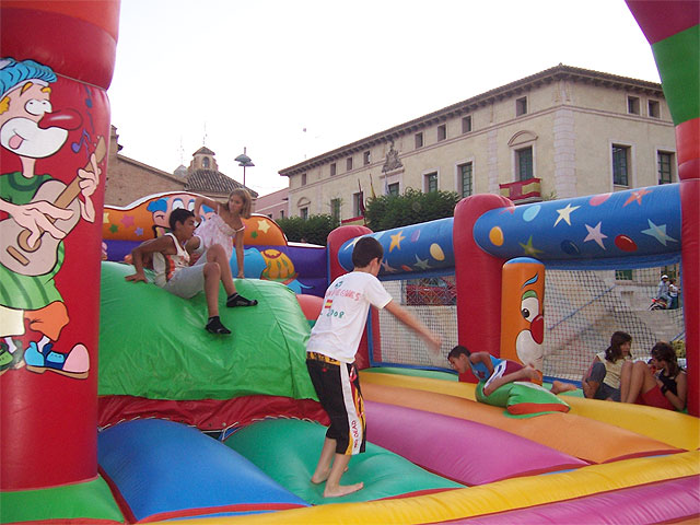 Week children's activities in the Plaza de la Balsa Vieja, Foto 1