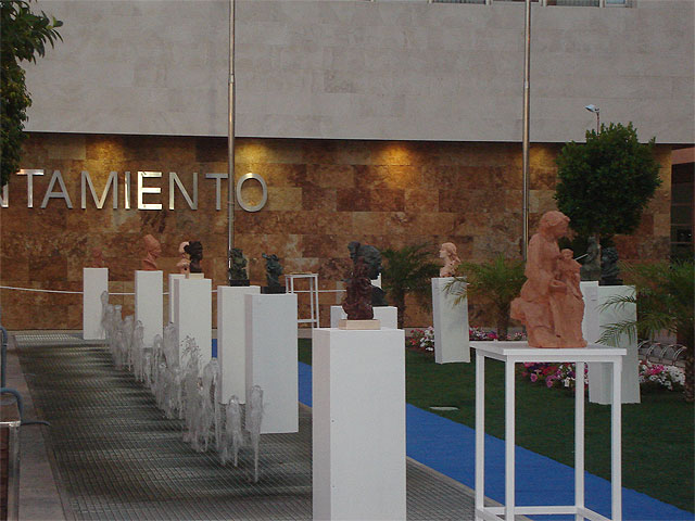 Exposición de esculturas al aire libre en la plaza de España de San Javier - 1, Foto 1