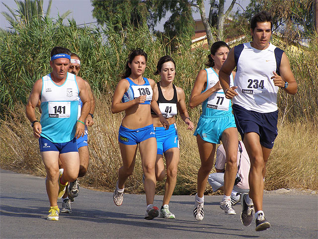 Raúl Guevara logra el triunfo en la carrera popular “Joaquín Pernías” celebrada el domingo en Purias - 1, Foto 1