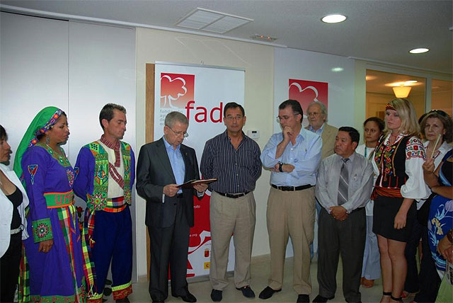 Política Social aporta 418.871 euros para un centro dedicado a la integración de los inmigrantes y sus familias - 1, Foto 1