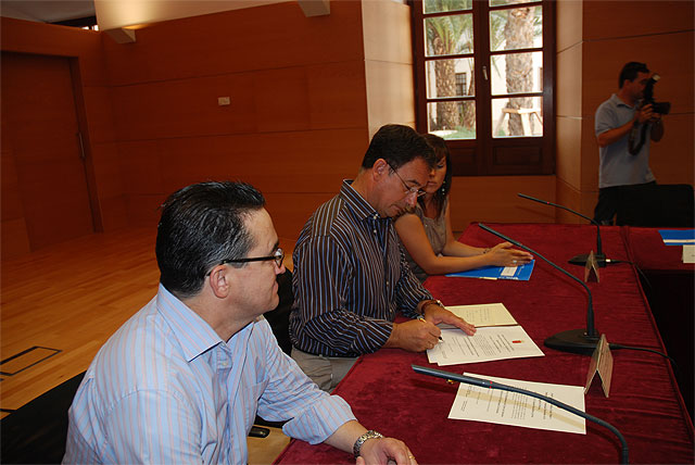 La Comunidad Autónoma destina más de 8 millones de euros para 1.673 plazas de atención infantil - 1, Foto 1