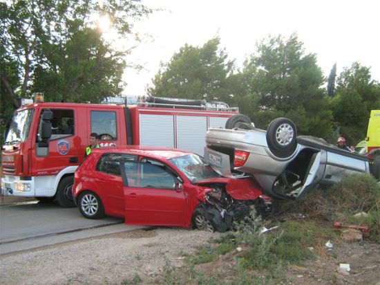 Implicados tres vehículos en un accidente ocurrido en la carretera de Santa Ana - 1, Foto 1