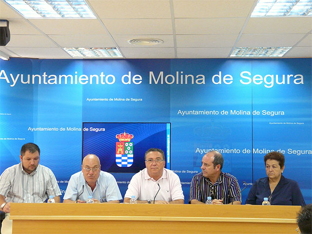 El alcalde, junto al presidente del equipo de baloncesto ADM, han presentado hoy viernes, 1 de agosto, su proyecto deportivo para la temporada 2008-2009 - 1, Foto 1
