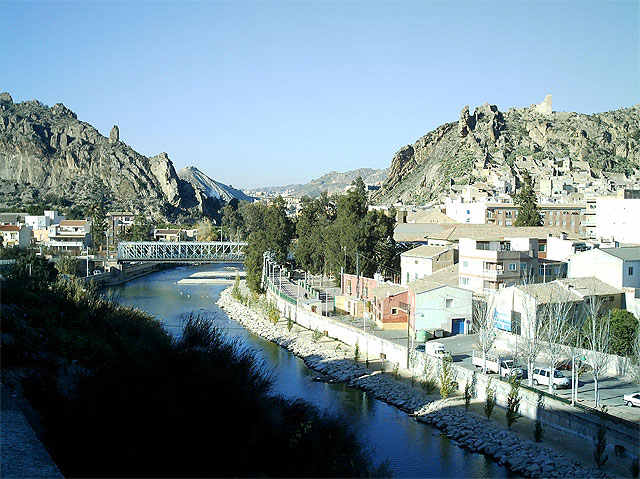 La plataforma de defensa del No entubamiento el río Segura pedirá explicaciones a la ministra de Medio Ambiente - 1, Foto 1