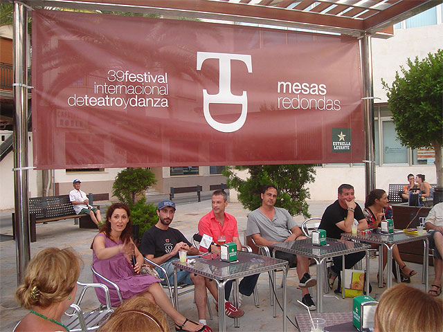 Festival Internacional de Teatro y Danza. Mesas Redondas y Encuentros con el público - 1, Foto 1