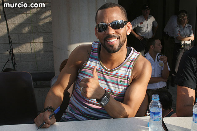 Firma de discos Operación Triunfo 2008 en Murcia - 1, Foto 1