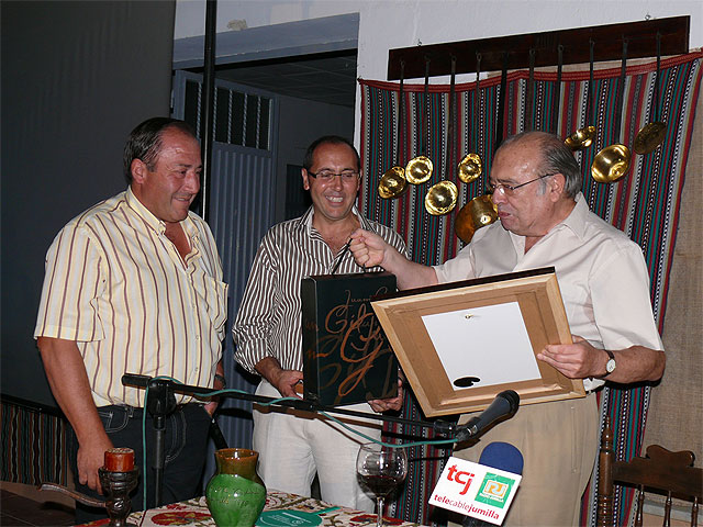 José García Martínez presentó el cartel de las II Estampas Rurales y la V Muestra de Artesanía de la Fuente del Pino - 2, Foto 2