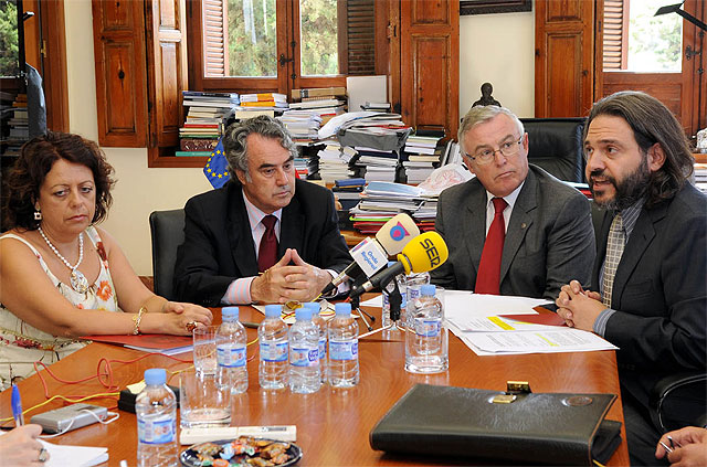 Crean becas para premiar a los alumnos más brillantes que se incorporen a la Universidad de Murcia - 1, Foto 1