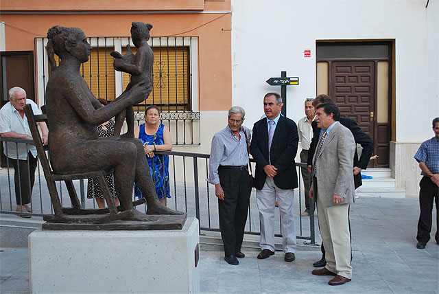 La Vía del Arte de Blanca crece con una nueva escultura en la Plaza de la Iglesia - 1, Foto 1