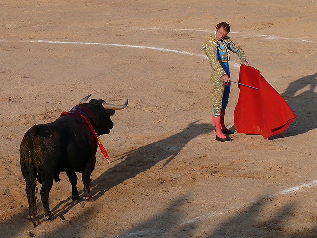 Más de 2.000 personas disfrutaron de la corrida de toros celebrada en Jumilla - 5, Foto 5