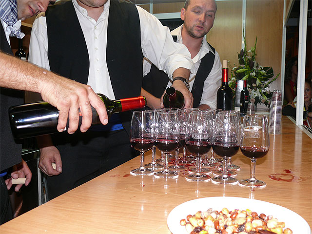 Hasta el próximo domingo, la fuente del jardín de la Glorieta manará vino - 3, Foto 3