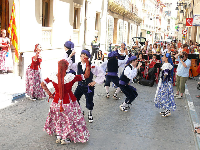 La Gala de las Comunidades cierra, con éxito, el Festival Nacional de Folklore ‘Ciudad de Jumilla’ - 3, Foto 3