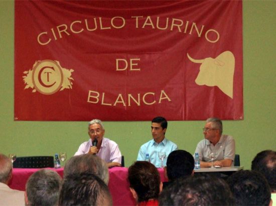 Comienzan los aperitivos taurinos en Blanca - 1, Foto 1