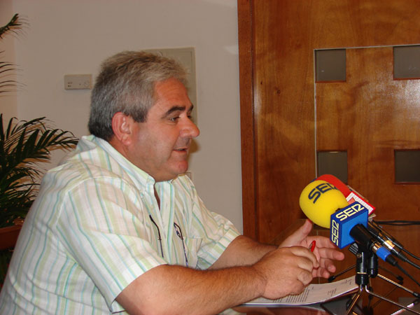 El Concejal de Medio Ambiente dice que los vertidos del Paraje de Santa Getrudis del que se quejan los vecinos no son competencia municipal - 1, Foto 1